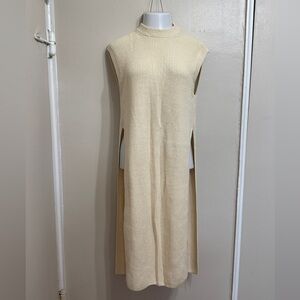 H&M Sleeveless Cream Knit‎ Vest